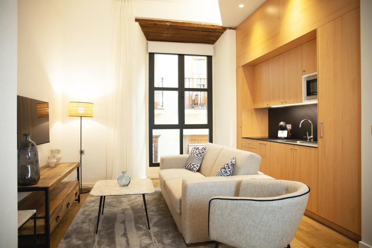 Nqn Aparts & Suites Sevilla Exterior foto