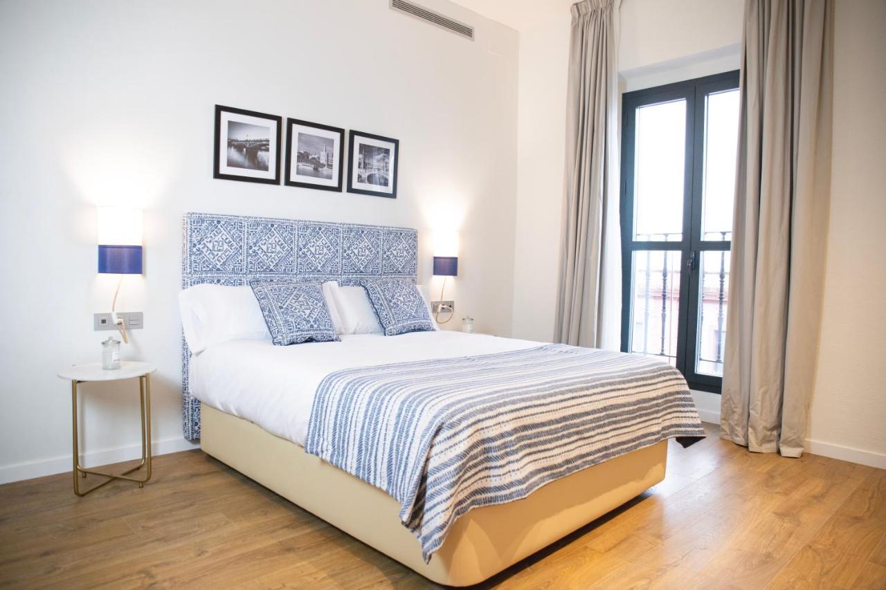 Nqn Aparts & Suites Sevilla Exterior foto